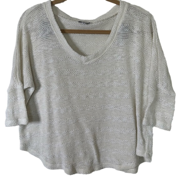 Splendid cream v-neck top, 3/4 sleeve, in size XS - Picture 1 of 5